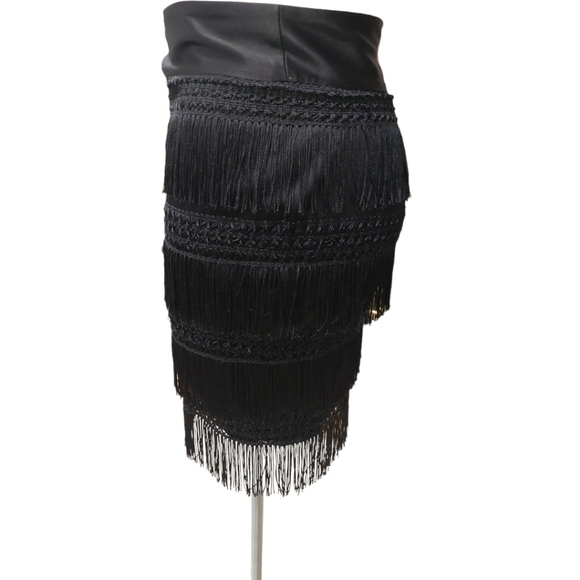 Express Black Event Fringe Skirt Sz 10 - Picture 4 of 9